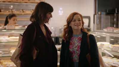 - You have a friend named Deb?
- Doesn't everyone? - Zoey's Extraordinary Playlist