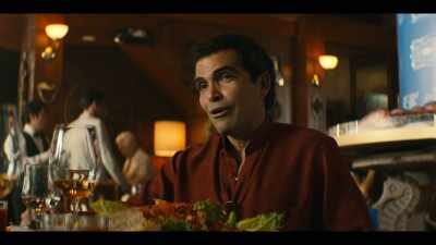 You have a good thing going here,
Mr. Félix. - Narcos: Mexico