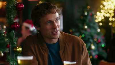 You have a job that doesn't
consume everything you do, - Christmas in Notting Hill