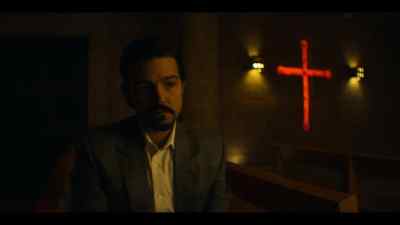You have a nice house, Miguel Ángel. - Narcos: Mexico