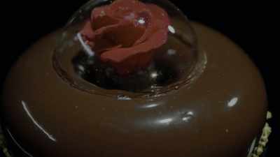 You have that nice,
shiny, even, almost no-bubble glaze. - School of Chocolate