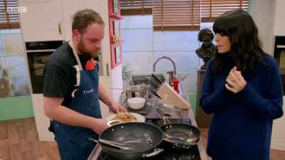 You have one minute left. - Britain's Best Home Cook