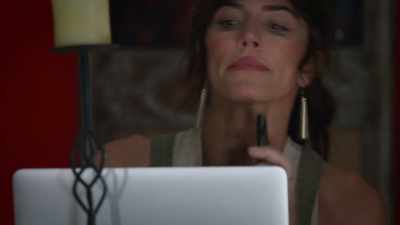  You have one new voicemail.
 [beep] - The Wrong Mr. Right