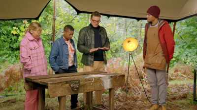 You have reduced it to
the absolute bare essentials - Handmade: Britain's Best Woodworker