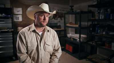 YOU HAVE TO WATCH
EVERYTHING THAT YOU DO. - Dino Hunters