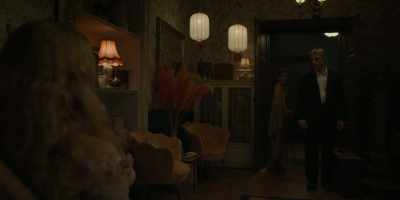 You haven't been honest with me. - Flowers in the Attic: The Origin