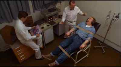 You haven't been
on holiday with them. - Morons from Outer Space