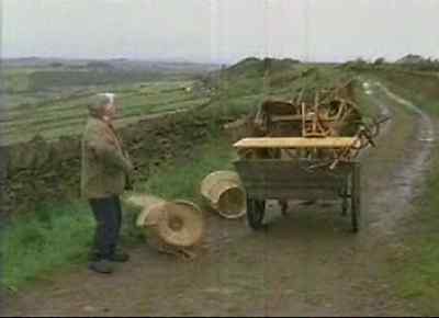 You haven't got it packed right! - Last of the Summer Wine