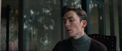 - You haven't touched your food. - Elizabeth Harvest