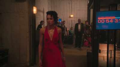 You heard Constable Cooper!
Move it, people! Now! - NCIS: Sydney