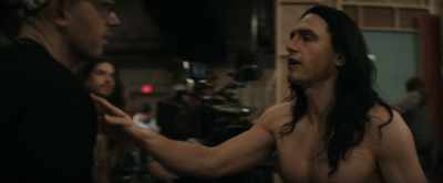 - You, help him, you, too.
- Greg. - The Disaster Artist