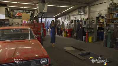 You help me with the knee,
I fix up the car. - Wedding Every Weekend