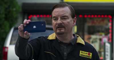 You and I once promised that if
we ever needed help, - Clerks III