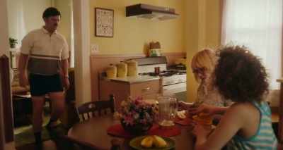 You just ask for extra lemon
wedges and sugar packets. - Permanent