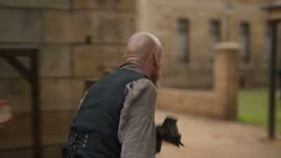 You just leave it with me, all right?
Hang on. - The Artful Dodger