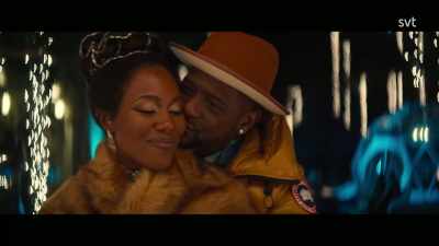 - You just want to be my coat.
- Mmm. - Three Women