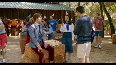 ♪ You just want my jambalaya ♪ - Wet Hot American Summer: Ten Years Later