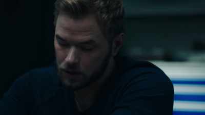 You keep your buddies close,
your weapon, your armor... - FBI: Most Wanted