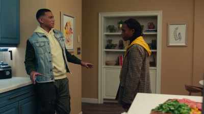 You keep forgetting about our project,
you forgot I was coming over. - Naomi