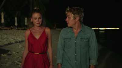 You know, for a long time
I believed Monica and I - Love in the Maldives