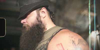 You know, him being
a third-generation wrestler, - Bray Wyatt: Becoming Immortal