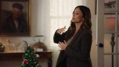 You know, big, that
we can put here, - Mystery on Mistletoe Lane