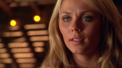 You know, you can keep
shoveling dirt over my past... - Smallville