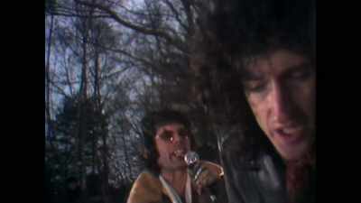 You know, change
what you can change, - Queen: Rock the World