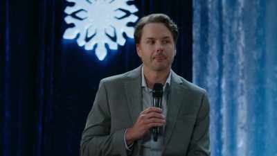 You know, my dad loved to read, - Magic in Mistletoe