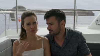 You know, my dad
taught me to sail. - Love's Greek to Me