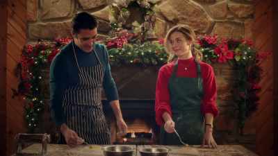 You know, if everybody stayed
home and cooked every night, - A Taste of Christmas