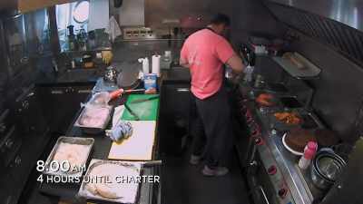 You know, final vacuum,
make the master, - Below Deck Sailing Yacht