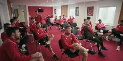 You know, his first day
meeting the club - Welcome to Wrexham