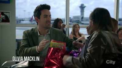 - You know this game?
- Perhaps, not touch these. - LA to Vegas