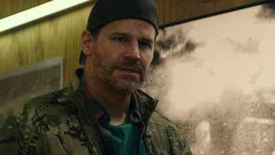 You know they have us
sleeping in Echo Team's bunks. - SEAL Team