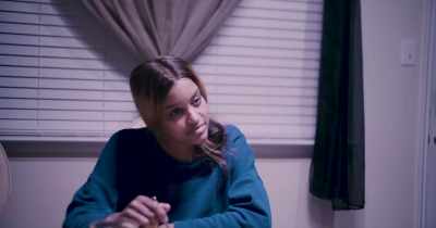You know he's a scumbag,
come on, trash, trash. - 10 Reasons Why Men Cheat