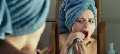 ♪ You know how it feels like nicotine... ♪ - The Kissing Booth