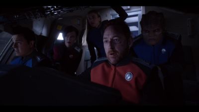 You know how to fly
one of these things? - The Orville
