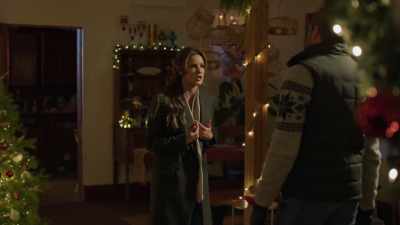 You know how hard it is
for me to trust people, - Navigating Christmas