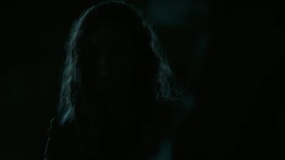 You know how to use one of these? - Fear the Walking Dead