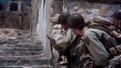 You know how you
smoke out a sniper? - The Big Red One