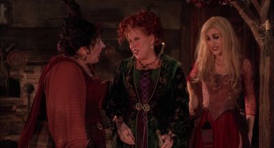 You know I always wanted a child I knowAnd now I think I'll have one Mm hmmOn toast - Hocus Pocus