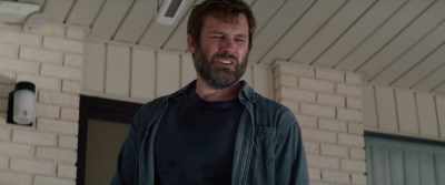 You know where I can get a gun? - Vendetta