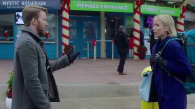 You know, I can take
your bag to the hotel - Mystic Christmas