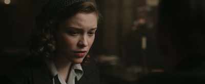- You know I can't say.
- Come on, Jo-Jo. - Red Joan