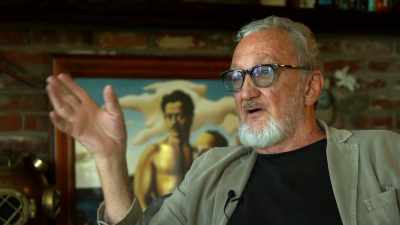You know,
I was flying over for awards - Hollywood Dreams & Nightmares: The Robert Englund Story