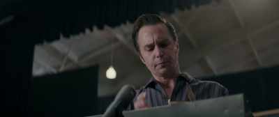 You know, before I go on, - The Best of Enemies