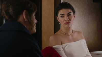 You know, when I got
married to your father, - Designing Christmas