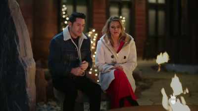 You know, I have to say,
if I lived here, - A Cozy Christmas Inn