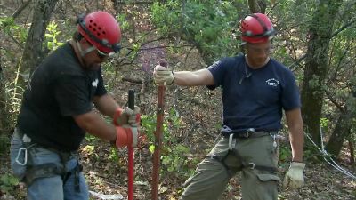 YOU KNOW I LOVE THAT SOUND.
THAT'S GOOD. - Dirty Jobs